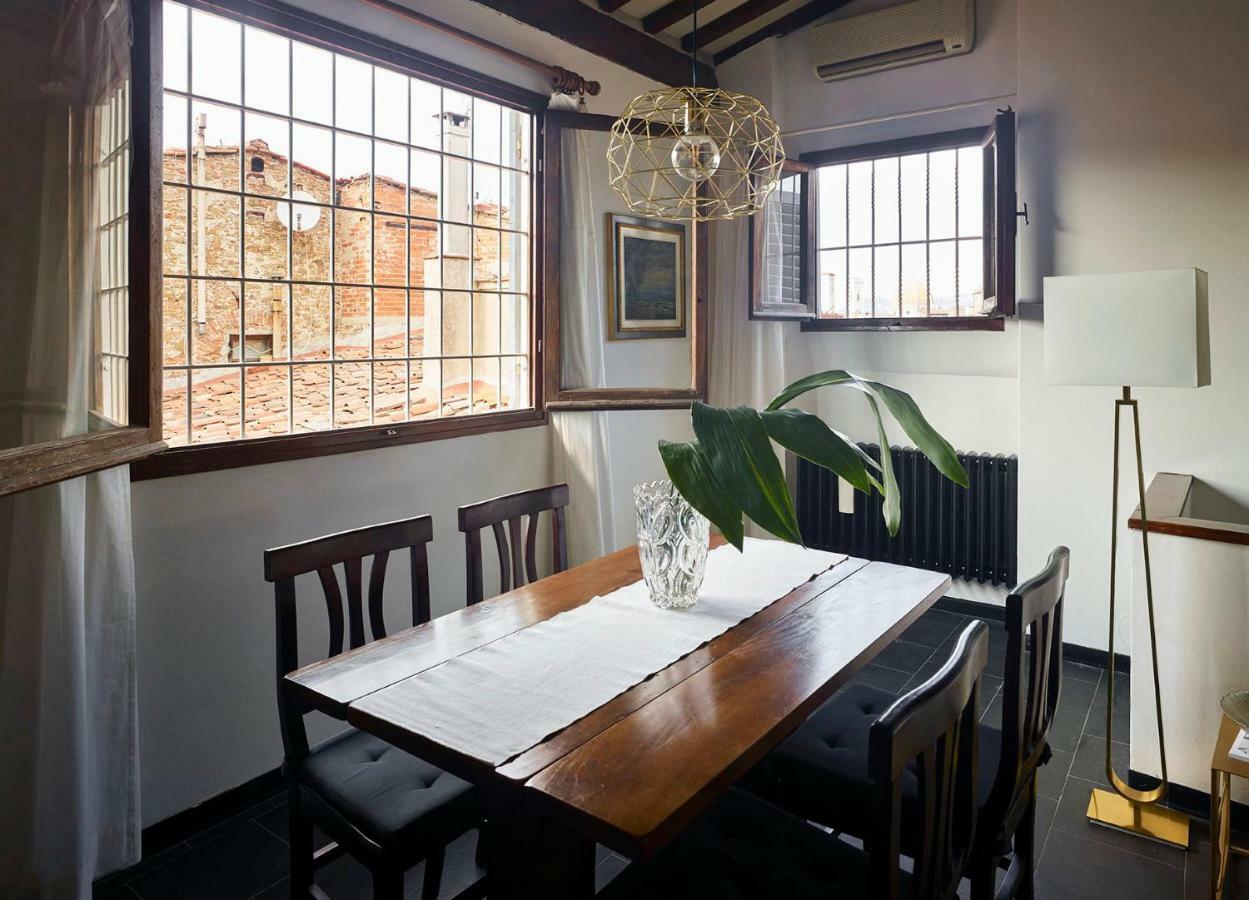 Very Special+views In Front Of Pitti Palace&garden Florencia